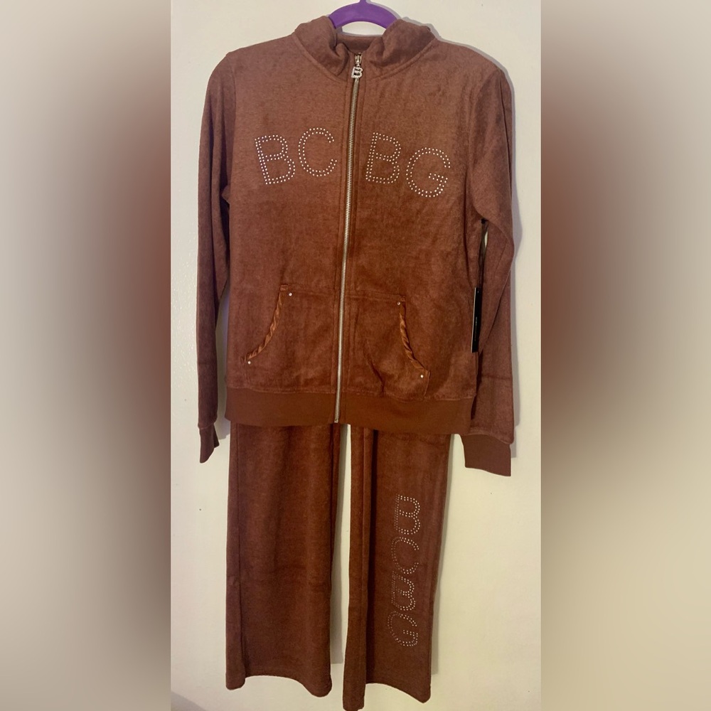 BCBGMAXAZRIA 2-Pc Set (Nutmeg)